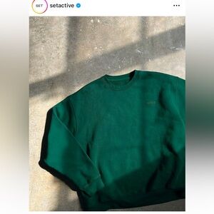 SET Active Crewneck Sweatshirt in Mojito. Size S, NWOT